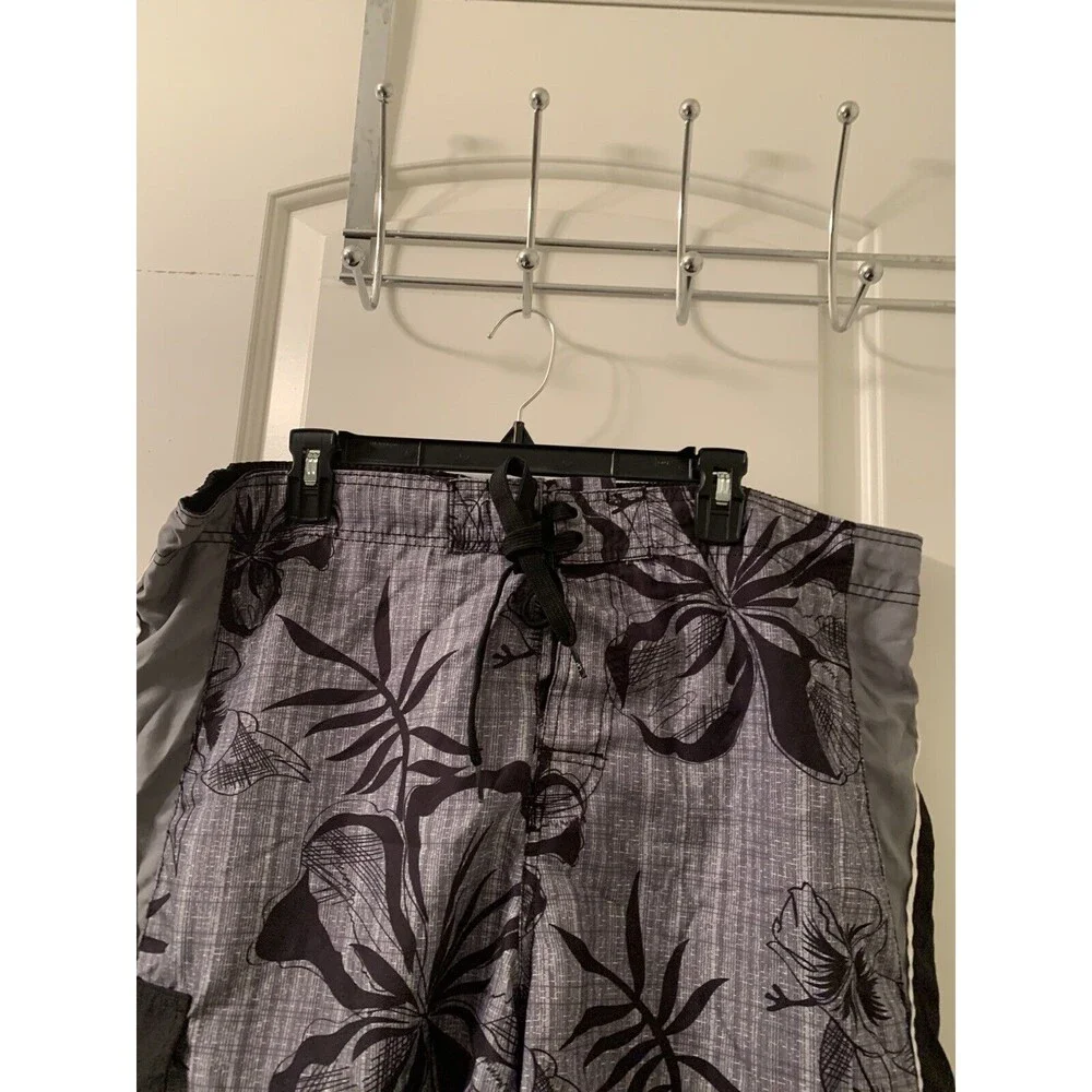 Op Ocean Pacific Men’s Floral Print Swim Board Shorts Mesh Liner Size XL (40-42)